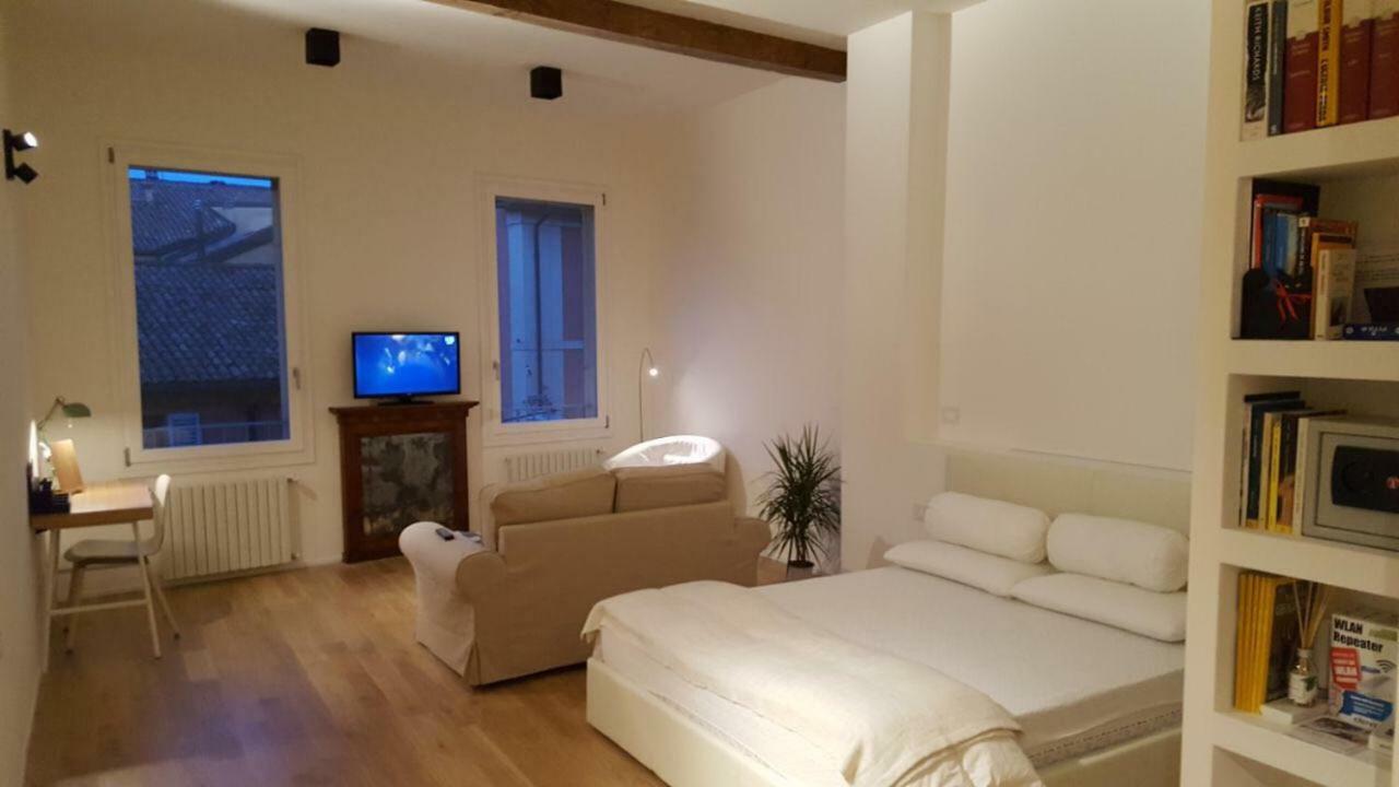 Casa Tea Lägenhet Bologna Exteriör bild